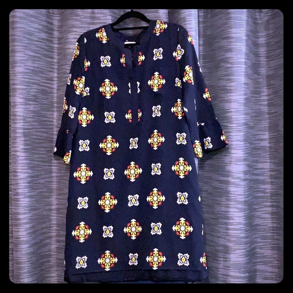 Crown and Ivy shift dress